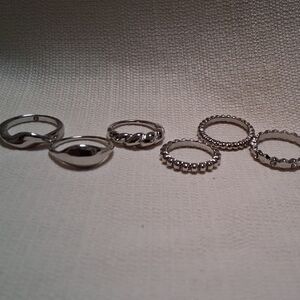 Elegant Silver Ring Set